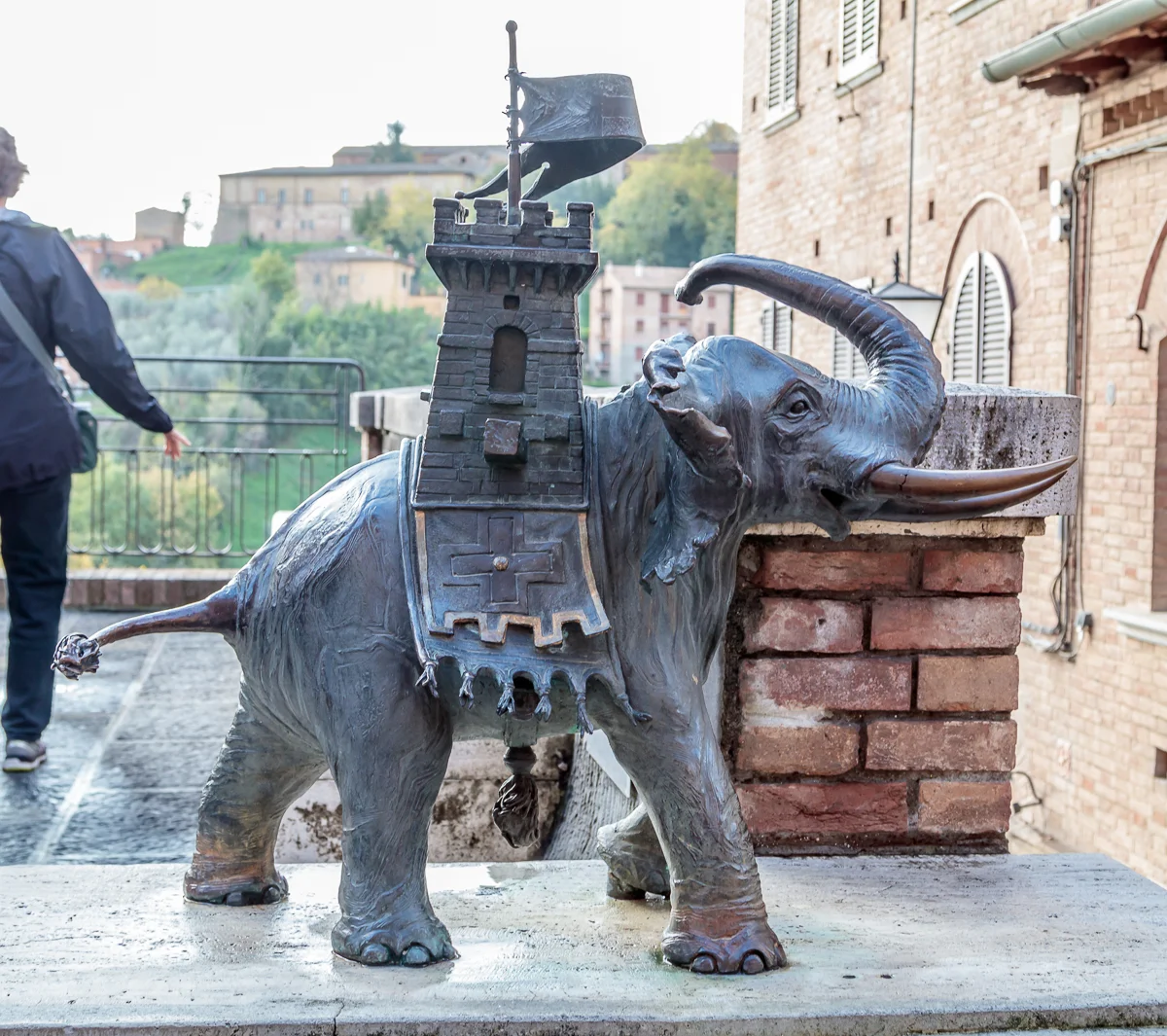 Symbol of the Torre Contrada